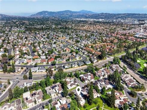 1213 Woodside , Placentia, CA