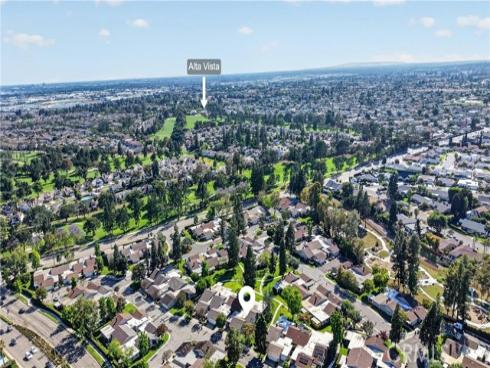 1213  Woodside  , Placentia, CA