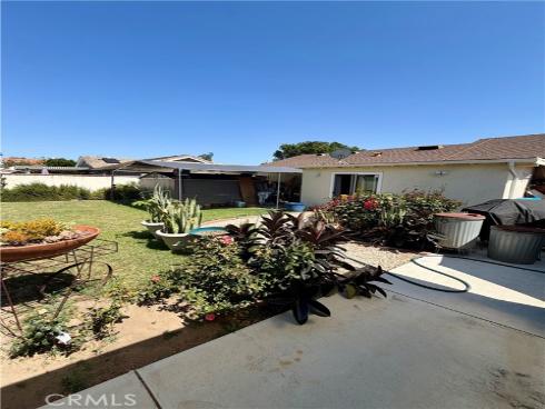 449  Lewis  , Placentia, CA