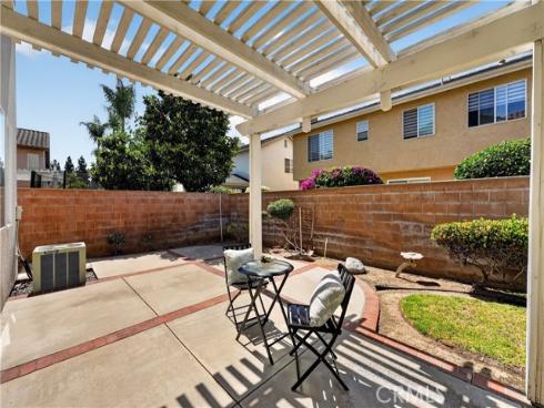 406 Mackena Place , Placentia, CA