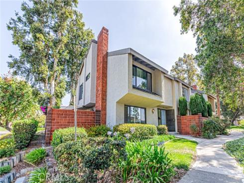 1524 Sherwood Village