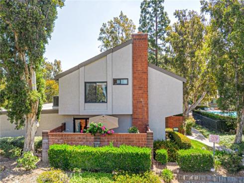 1524 Sherwood Village , Placentia, CA