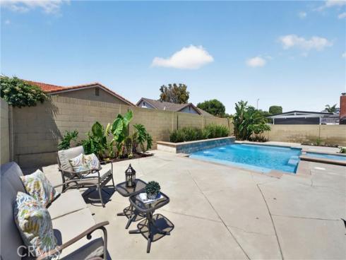 625 Holmes , Placentia, CA