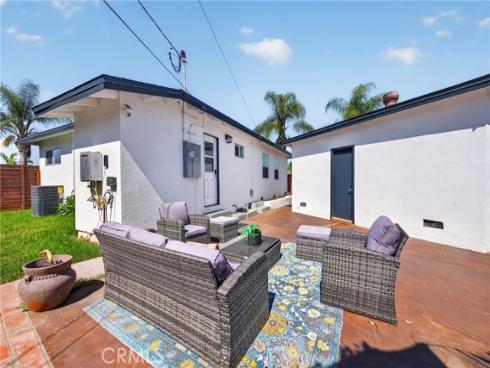 619 W Chapman , Placentia, CA