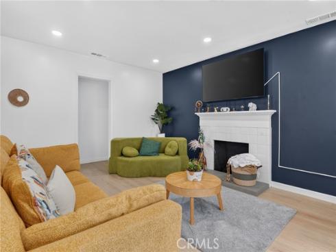 619 W Chapman , Placentia, CA