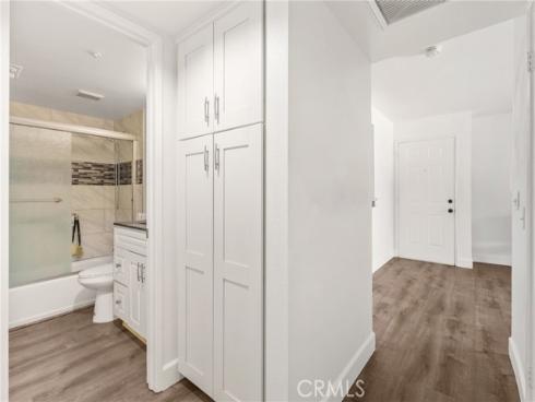 111 S Lakeview G Avenue, Placentia, CA