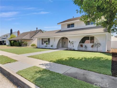 944 East Bastanchury Road , Placentia, CA