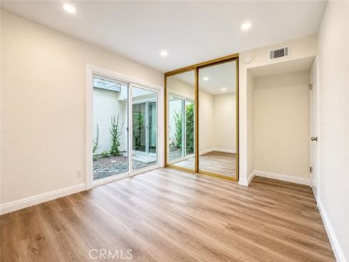 1018  Magnolia  , Placentia, CA