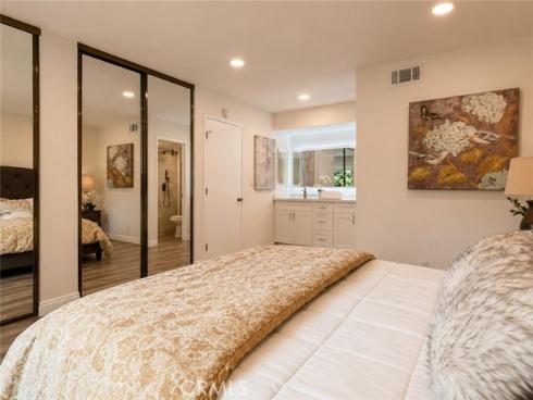 1018  Magnolia  , Placentia, CA