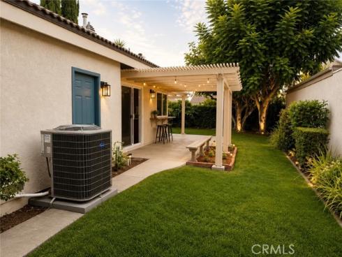 1018  Magnolia  , Placentia, CA