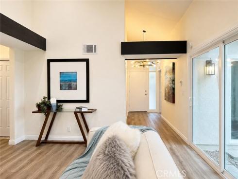 1018  Magnolia  , Placentia, CA