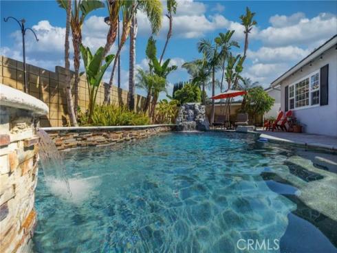 213 Louise Dr , Placentia, CA