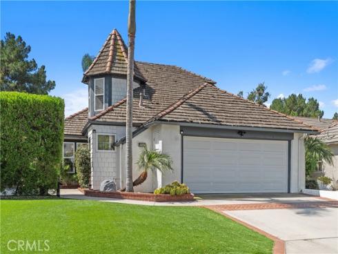 1036 Henrietta Circle