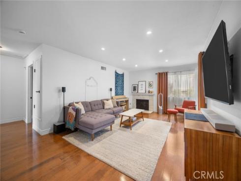 1136 Nottingham Way, Placentia, CA