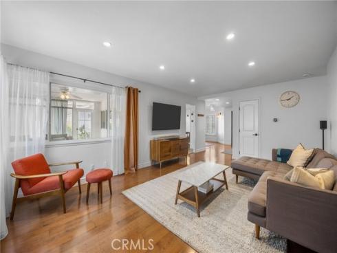1136 Nottingham Way, Placentia, CA