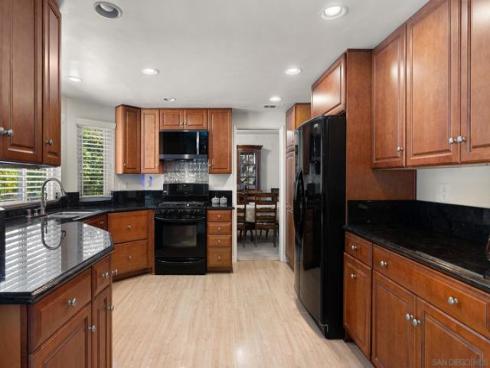 200 San Miguel Circle , Placentia, CA