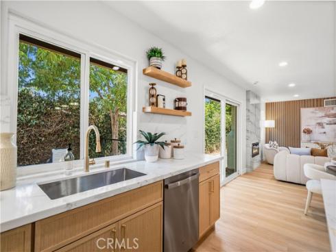 101 W Madison Avenue, Placentia, CA