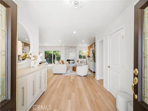 101 W Madison Avenue, Placentia, CA