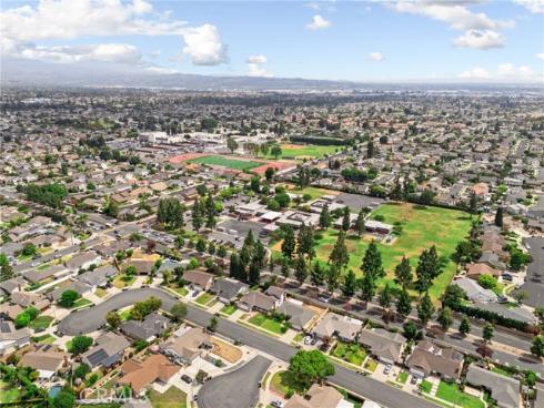 302  Sarah   Avenue, Placentia, CA