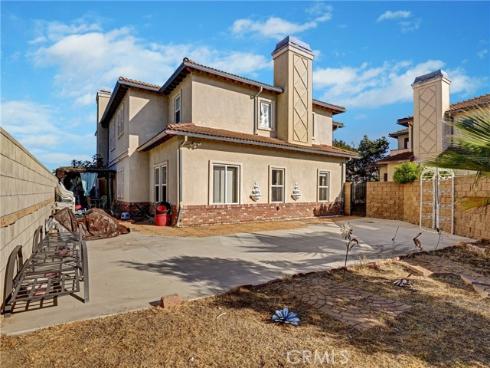 207  Gilbert   Way, Placentia, CA