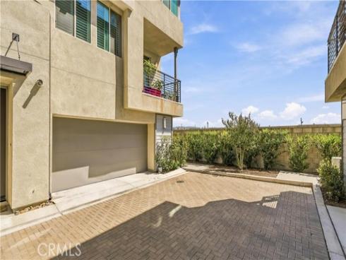 1570  Topeka  8  Avenue, Placentia, CA