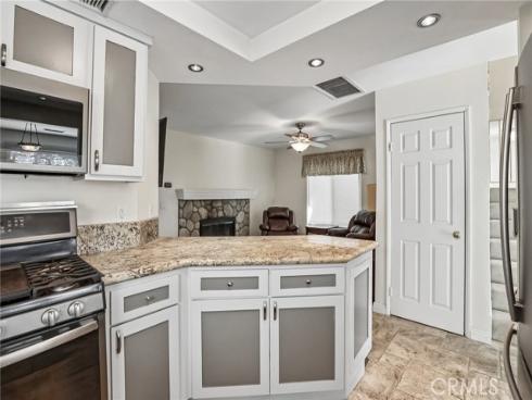 1215  Holt  , Placentia, CA