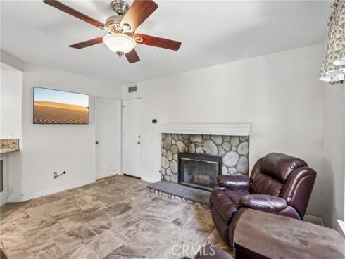 1215  Holt  , Placentia, CA