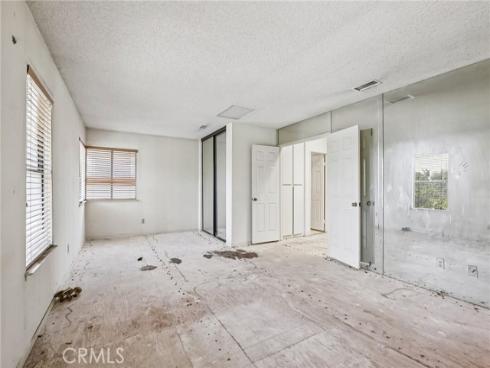 1215  Holt  , Placentia, CA