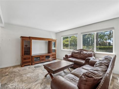1215  Holt  , Placentia, CA