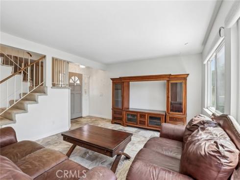 1215  Holt  , Placentia, CA