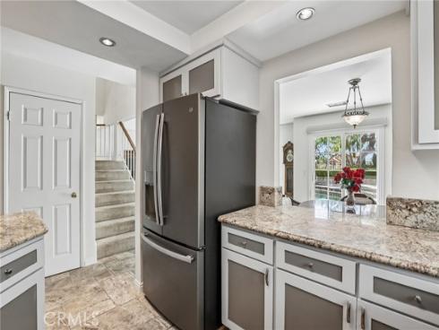 1215  Holt  , Placentia, CA