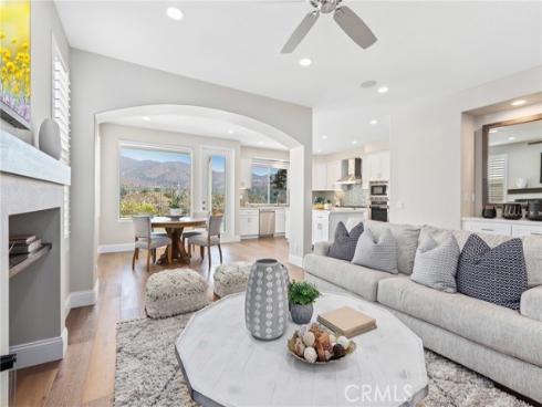 40  Barneburg  , Rancho Santa Margarita, CA