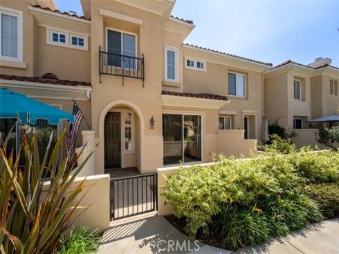 202  Via Vicini  , Rancho Santa Margarita, CA