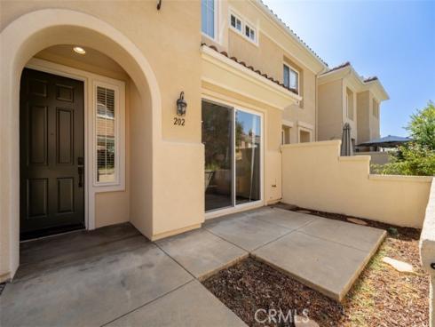 202  Via Vicini  , Rancho Santa Margarita, CA