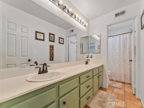 22  Brisa Fresca  , Rancho Santa Margarita, CA