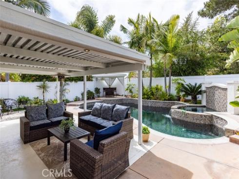 1 Via Espiritu , Rancho Santa Margarita, CA