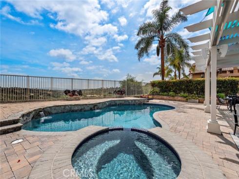 21495 Silvertree Lane, Rancho Santa Margarita, CA