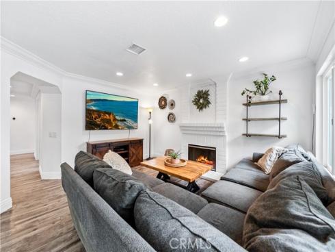 31885 Old Oak Road, Rancho Santa Margarita, CA