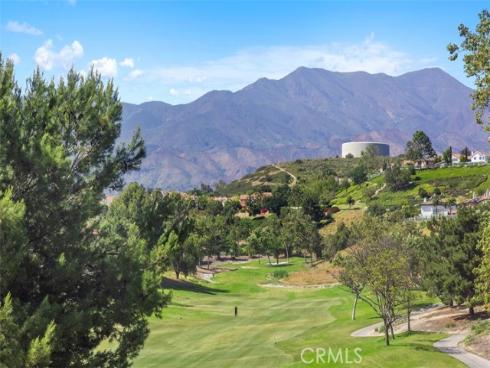 71 Golf Ridge Drive, Rancho Santa Margarita, CA