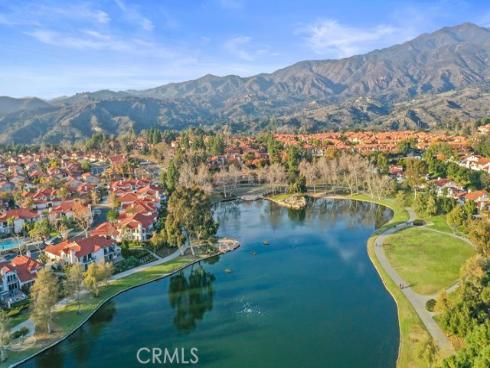 20 Desert Thorn , Rancho Santa Margarita, CA