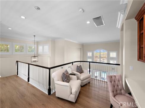 29 Ledgewood Drive, Rancho Santa Margarita, CA