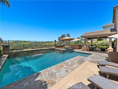 29 Ledgewood Drive, Rancho Santa Margarita, CA
