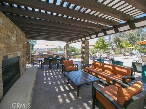 29 Ledgewood Drive, Rancho Santa Margarita, CA