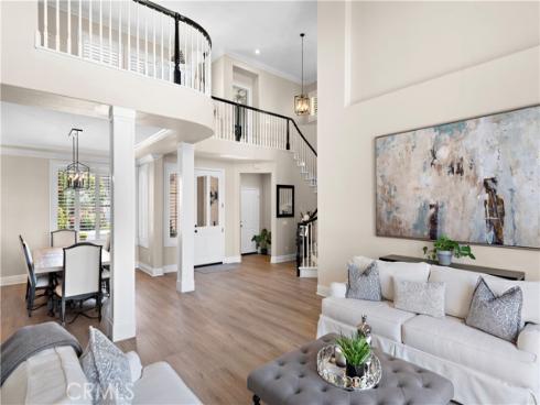 29 Ledgewood Drive, Rancho Santa Margarita, CA