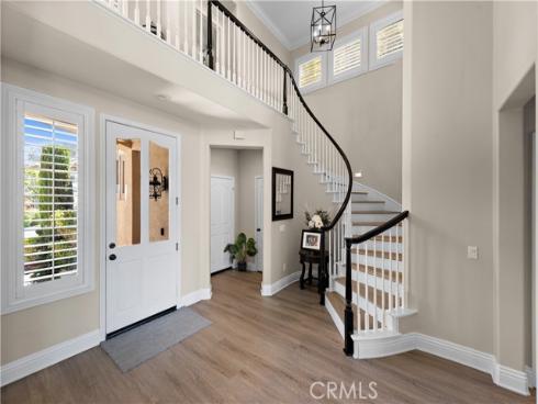 29 Ledgewood Drive, Rancho Santa Margarita, CA