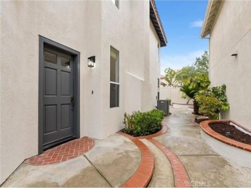 7 Via Encanto , Rancho Santa Margarita, CA