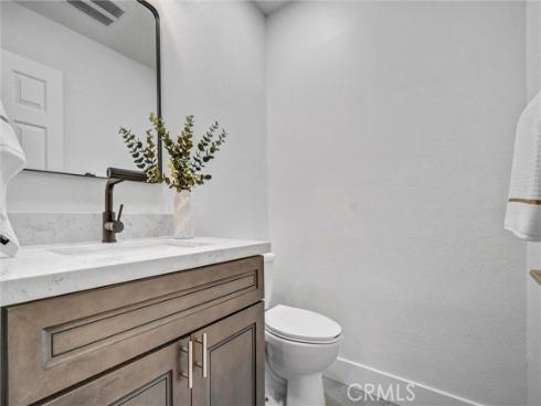 27 Via Floria , Rancho Santa Margarita, CA