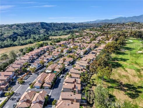 27 Via Floria , Rancho Santa Margarita, CA