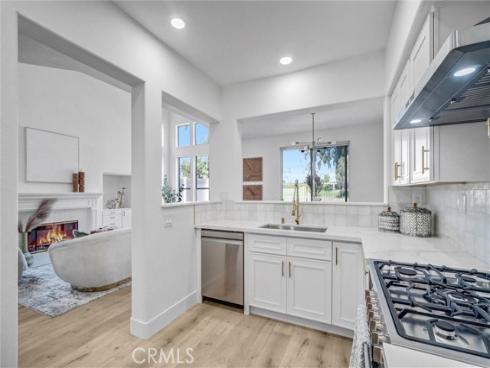 27 Via Floria , Rancho Santa Margarita, CA