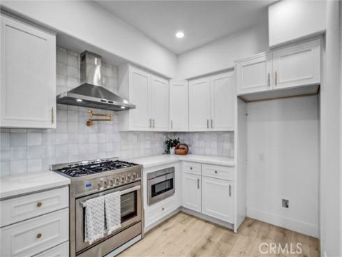 27 Via Floria , Rancho Santa Margarita, CA